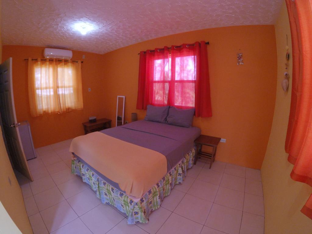 Buccoo Fish Tobago Guesthouse المظهر الخارجي الصورة