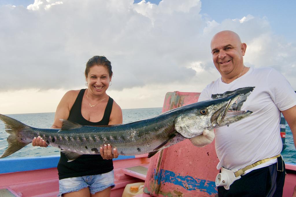 Buccoo Fish Tobago Guesthouse المظهر الخارجي الصورة